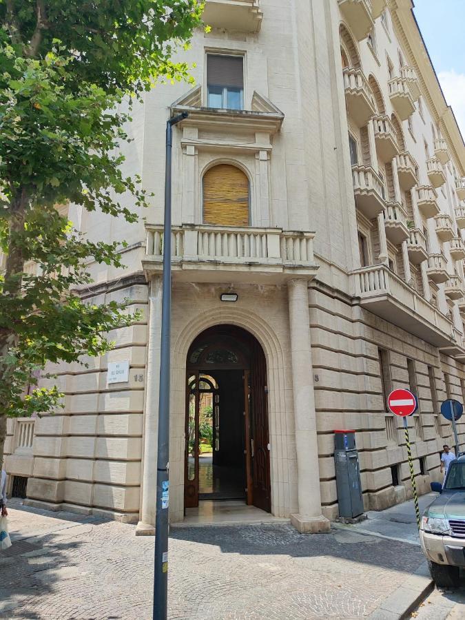 Апартаменты The House Of The Sunbeam Неаполь Экстерьер фото